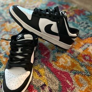 Nike Dunk Low Panda